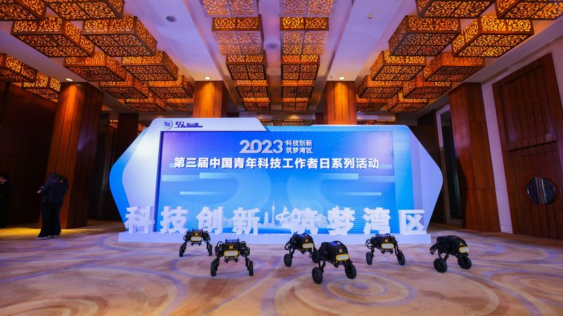 OA协同办公，功能对比解析：选择与优化之道